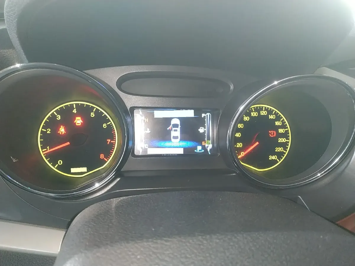 2014 BYD G5 1.5T 154HP L4 6DCT,autocango,china used car exporter,china ev exporter,chinese used car exporter,chinese used ev exporter