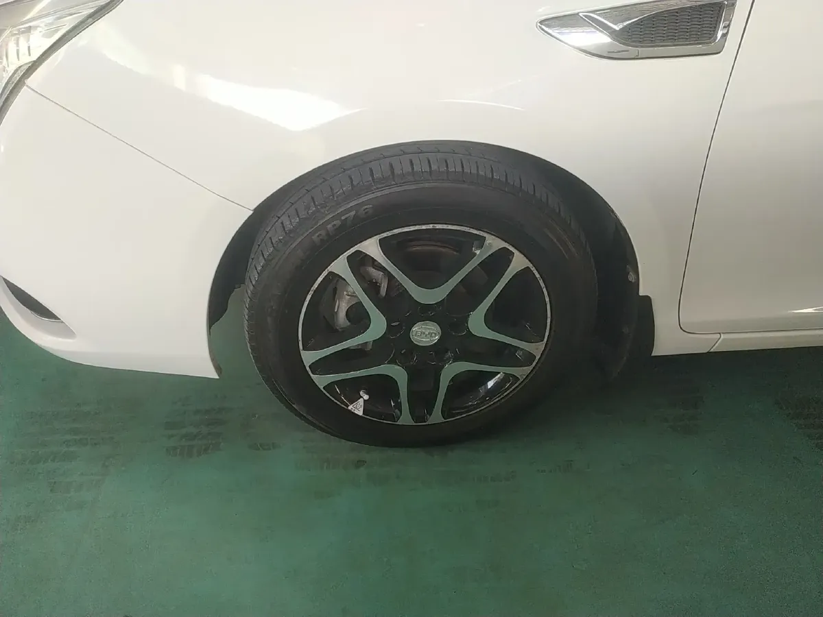 2014 BYD G5 1.5T 154HP L4 6DCT,autocango,china used car exporter,china ev exporter,chinese used car exporter,chinese used ev exporter