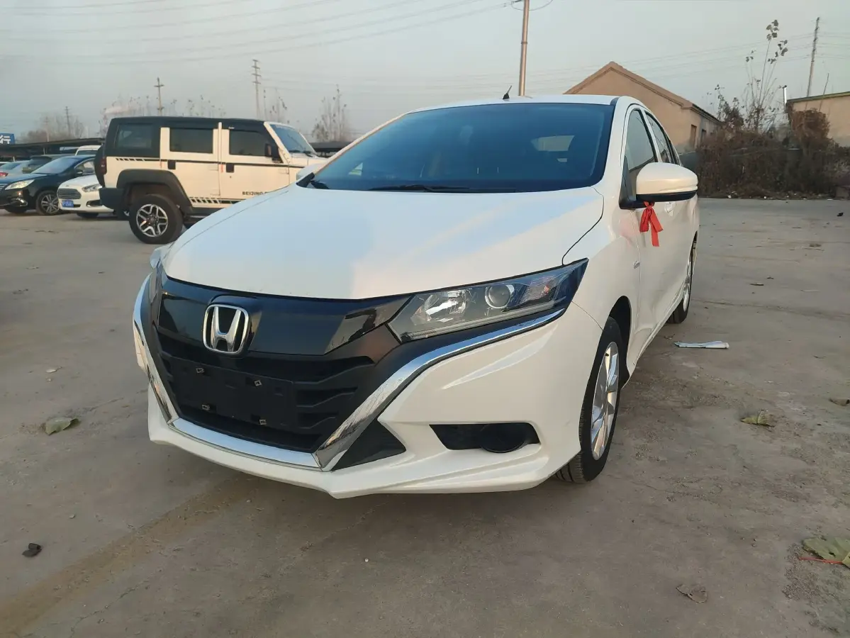 2017 Honda Gienia 1.5L 131HP L4 5MT