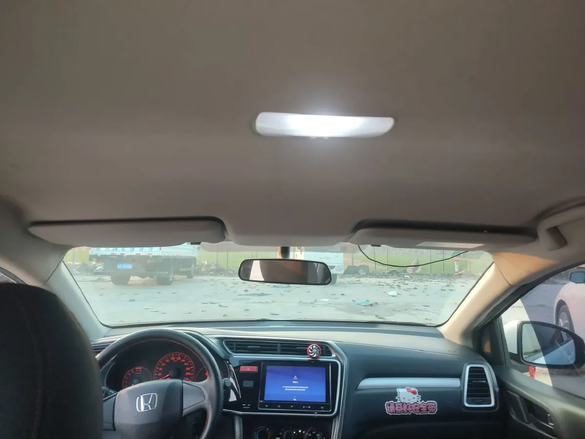 2017 Honda Gienia 1.5L 131HP L4 5MT,autocango,china used car exporter,china ev exporter,chinese used car exporter,chinese used ev exporter