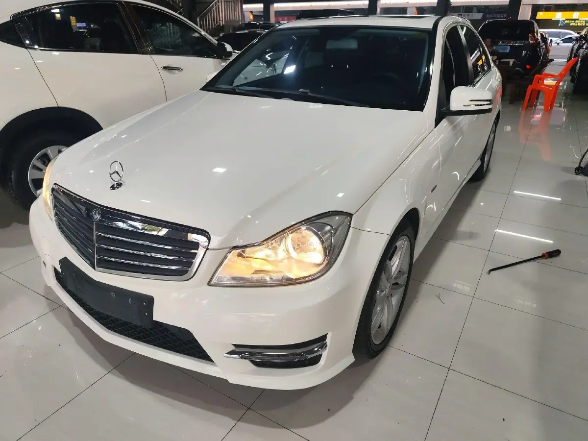 2013 Mercedes-Benz C Class 1.8T 156HP L4 7AT