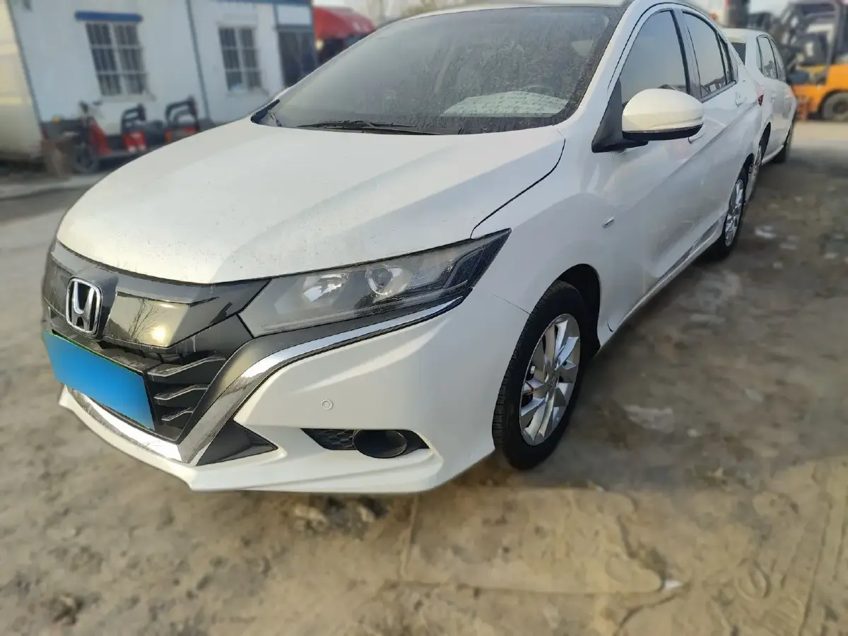 2017 Honda Gienia 1.5L 131HP L4 CVT