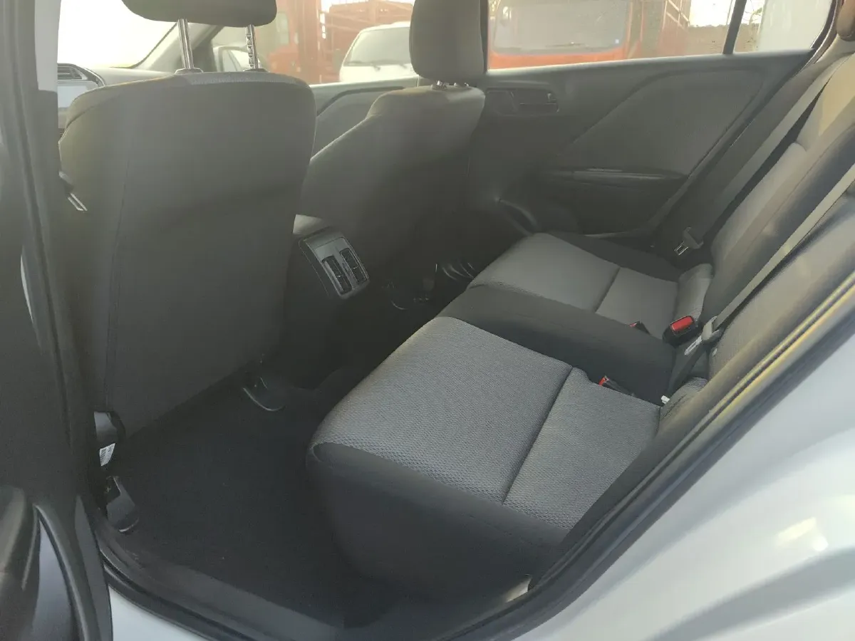 2017 Honda Gienia 1.5L 131HP L4 CVT,autocango,china used car exporter,china ev exporter,chinese used car exporter,chinese used ev exporter