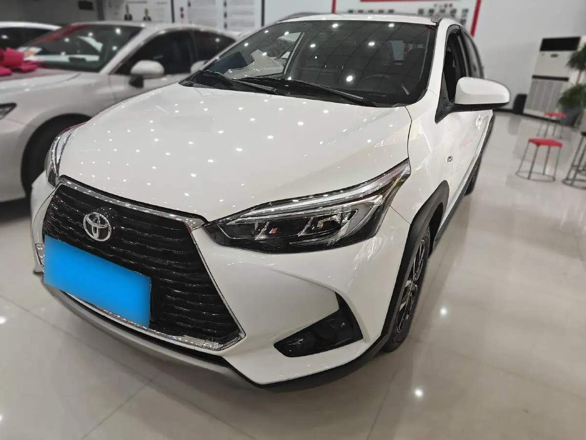 2022 Toyota Yaris L 1.5L 112HP L4 CVT