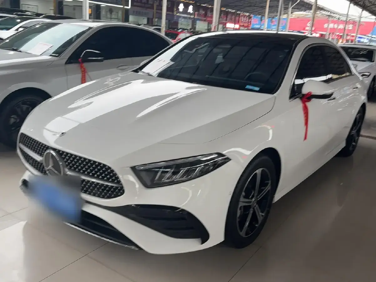 2023 Mercedes-Benz A Class 1.3T 163HP L4 7DCT