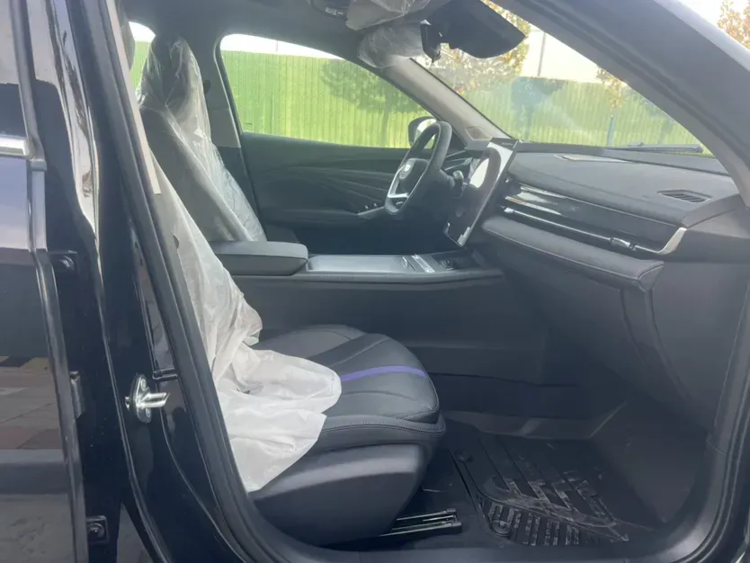 2024 Geely PrefaceL 1.5T 163HP L4 3DHT Hybrid,autocango,china used car exporter,china ev exporter,chinese used car exporter,chinese used ev exporter