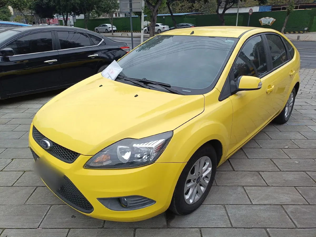 2013 Ford Focus 1.8L 124HP L4 4AT
