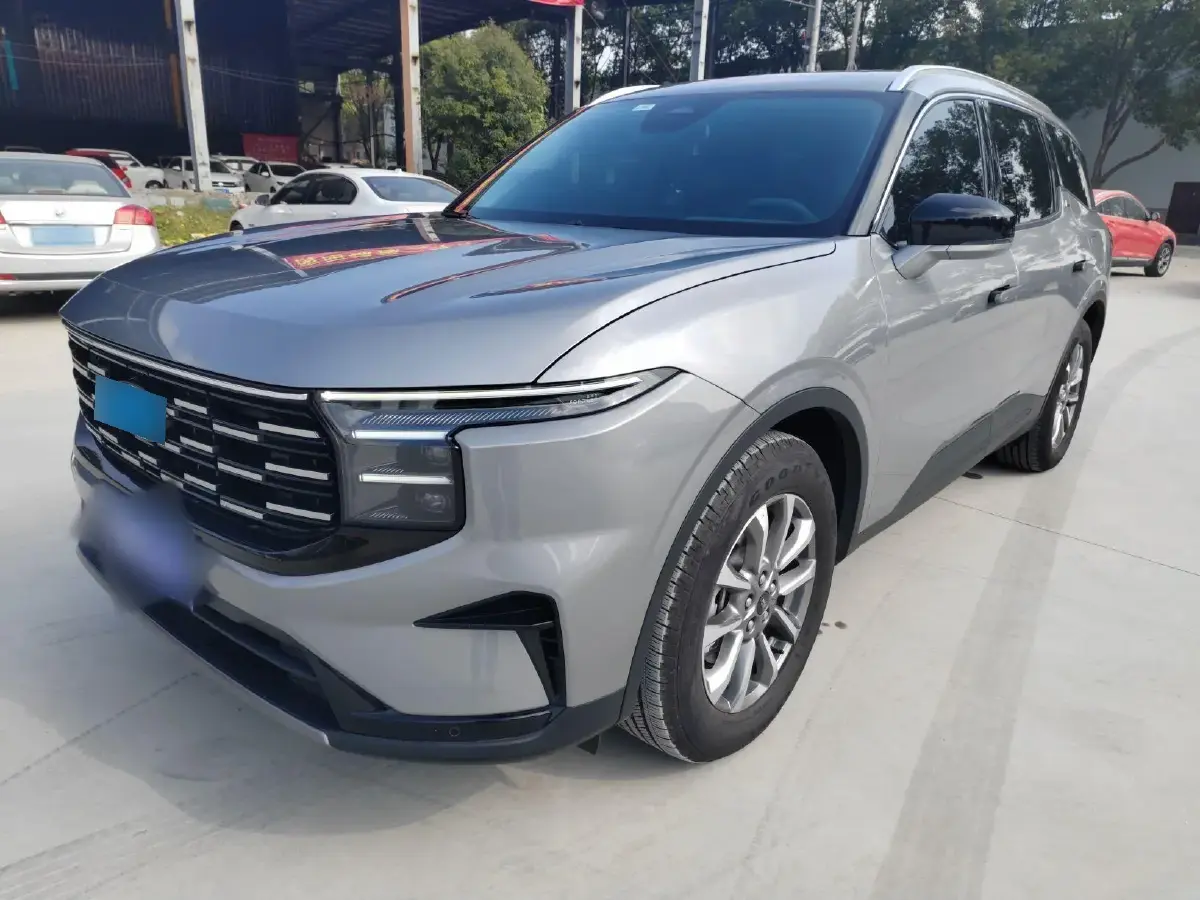 2023 Ford Edge 2.0T 275HP L4 E-CVT Hybrid