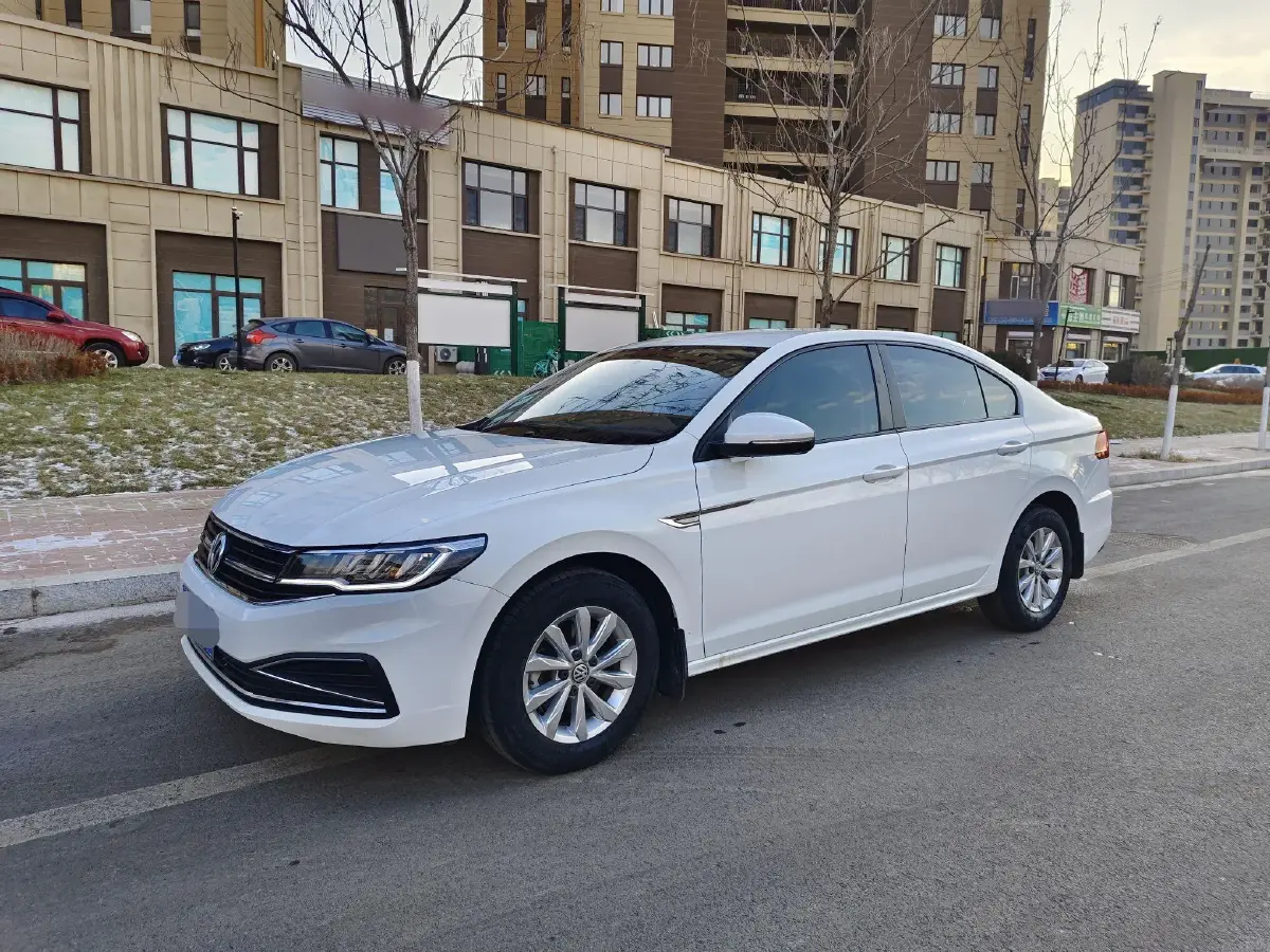 2020 Volkswagen Bora 1.5L 113HP L4 5MT