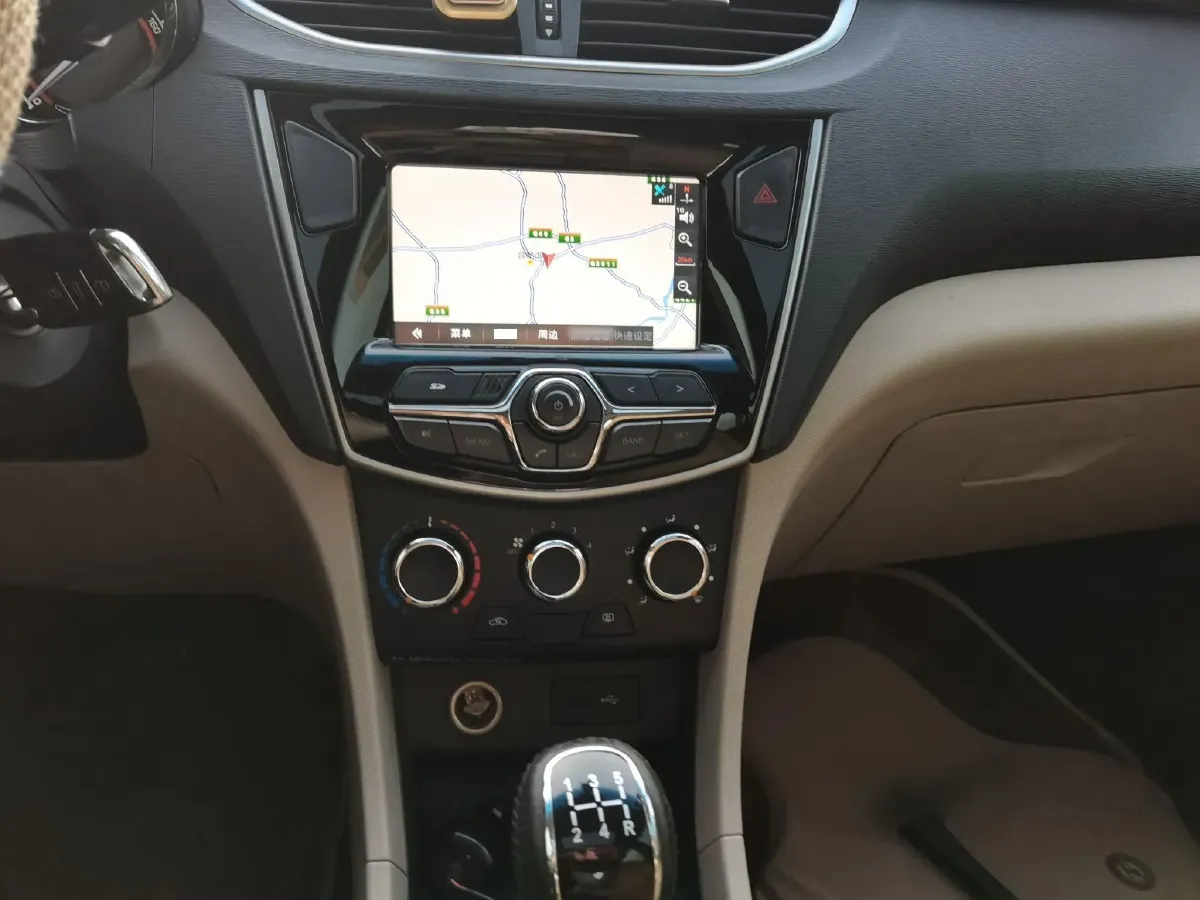 2015 Chery Arrizo 3 1.5L 109HP L4 5MT,autocango,china used car exporter,china ev exporter,chinese used car exporter,chinese used ev exporter