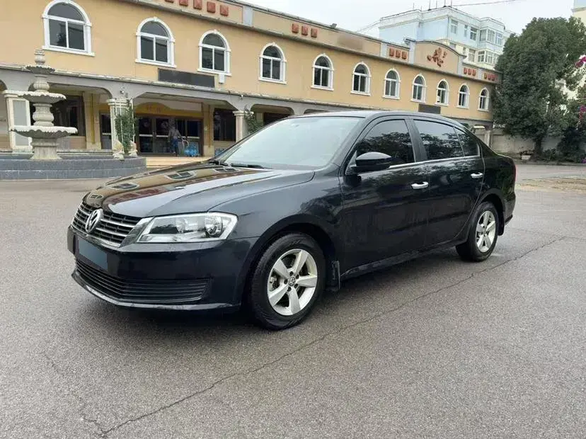 2013 Volkswagen Lavida 1.6L 110HP L4 5MT