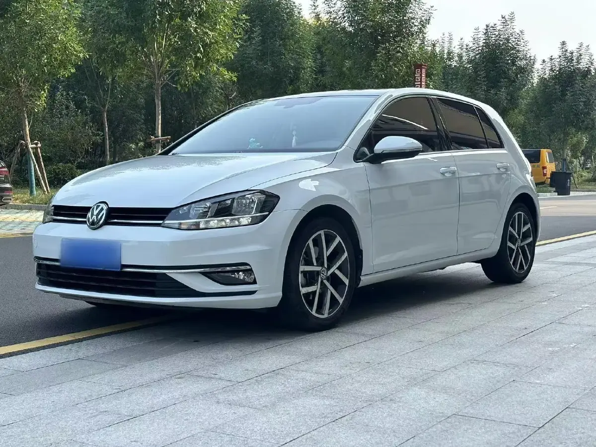 2020 Volkswagen Golf 1.4T 150HP L4 7DCT