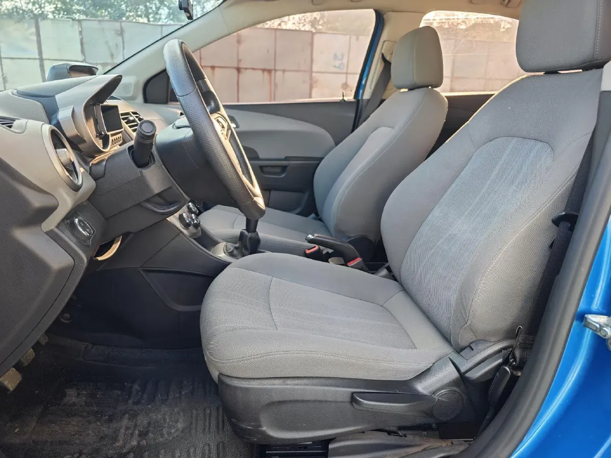 2011 Chevrolet Aveo 1.4L 103HP L4 5MT,autocango,china used car exporter,china ev exporter,chinese used car exporter,chinese used ev exporter