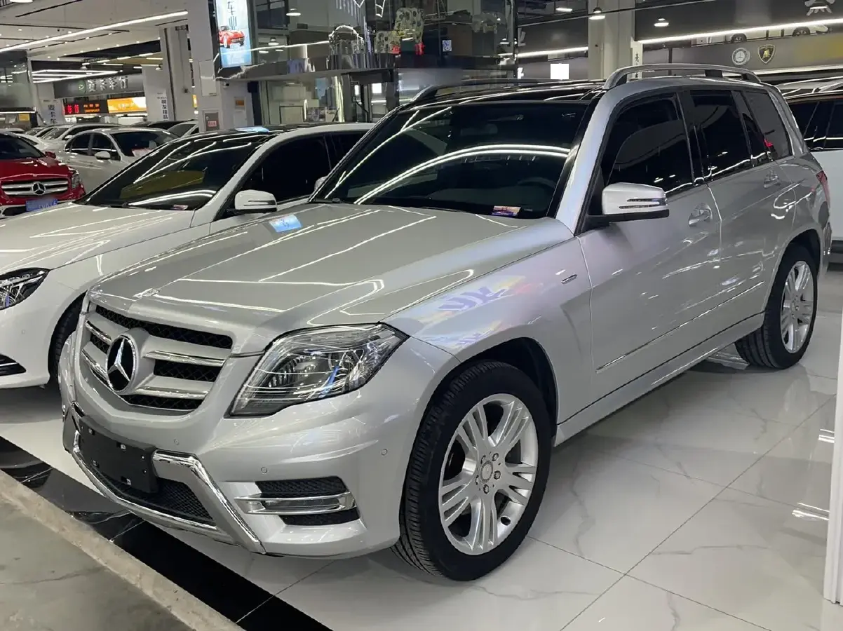 2015 Mercedes-Benz GLK Class 2.0T 211HP L4 7AT