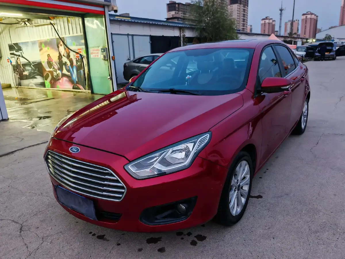 2017 Ford Escort 1.5L 113HP L4 5MT