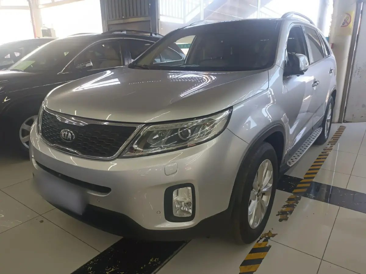 2013 Kia Sorento 2.2T 197HP L4 6AT