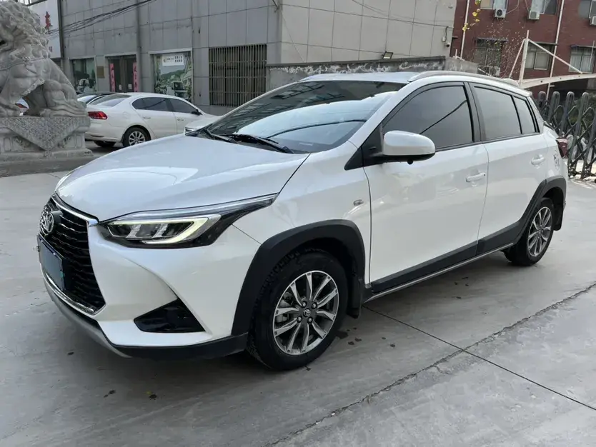 2022 Toyota Yaris L 1.5L 112HP L4 CVT