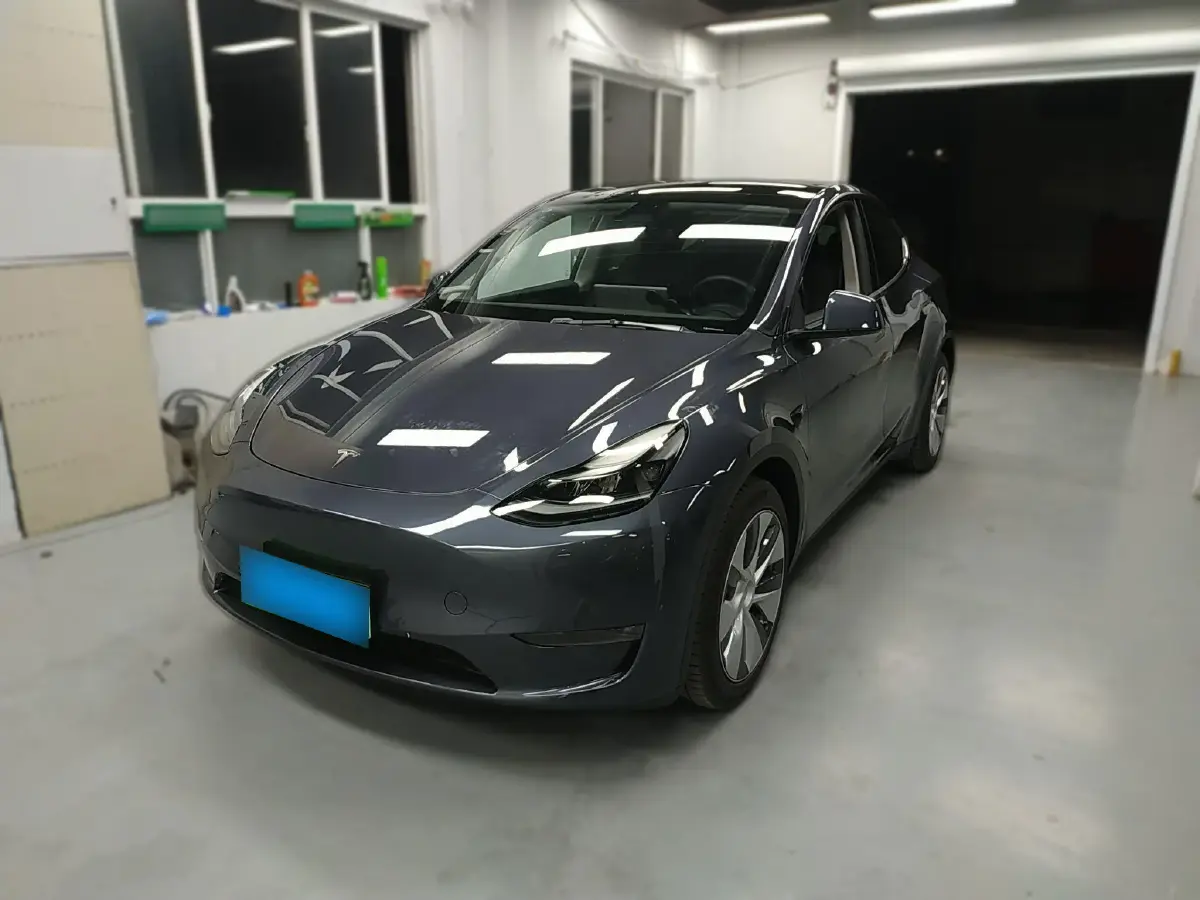 2021 Tesla Model Y BEV 60KWH