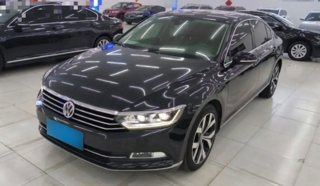 2018 Volkswagen Magotan 2.0T 220HP L4 7DCT
