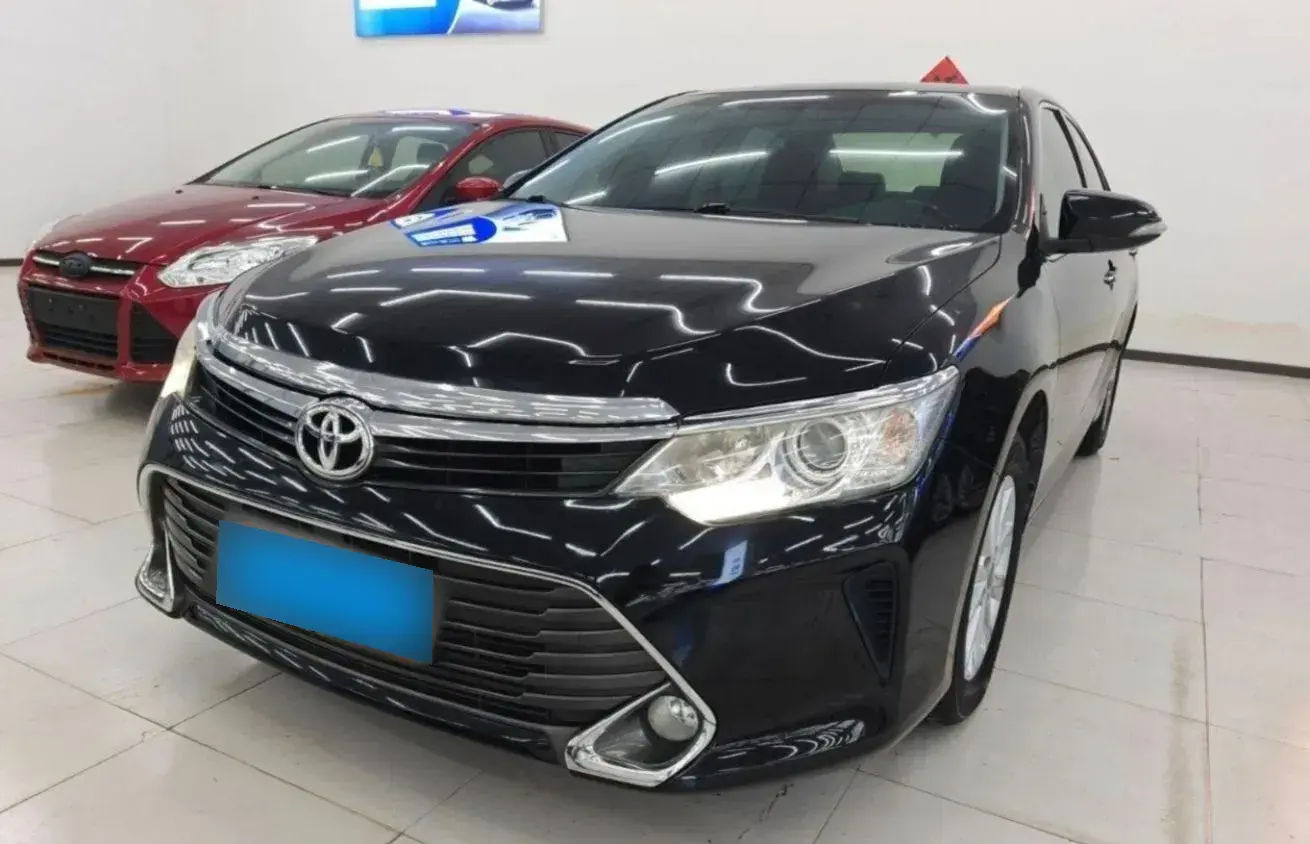 2015 Toyota Camry 2.0L 167HP L4 6AT