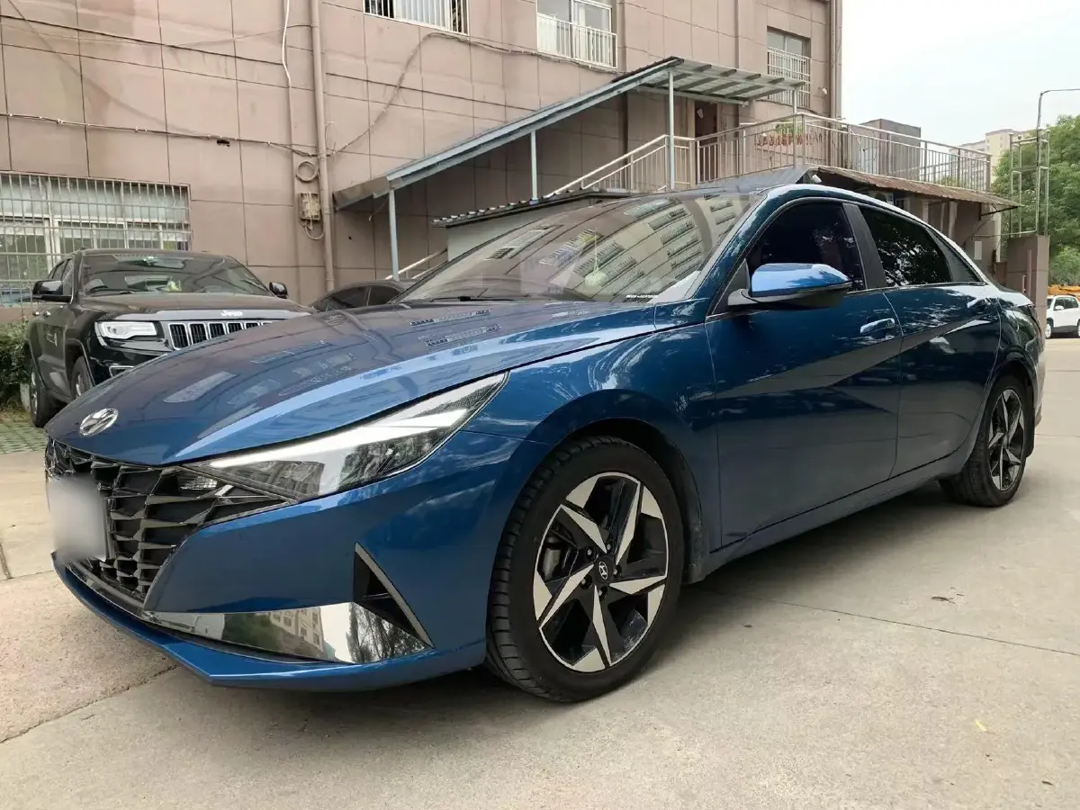 2021 Hyundai Elantra 1.5L 115HP L4 CVT