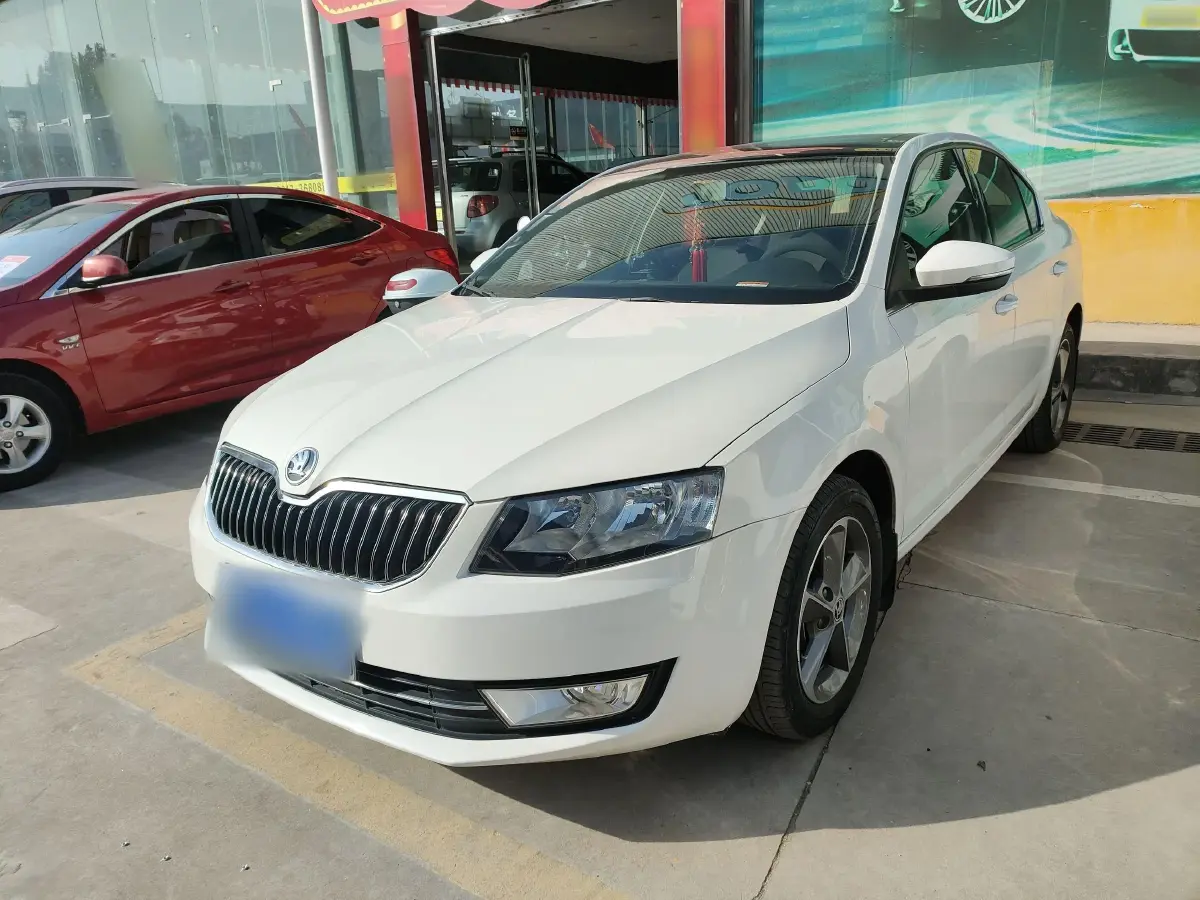 2016 Skoda Octavia 1.6L 110HP L4 6AT