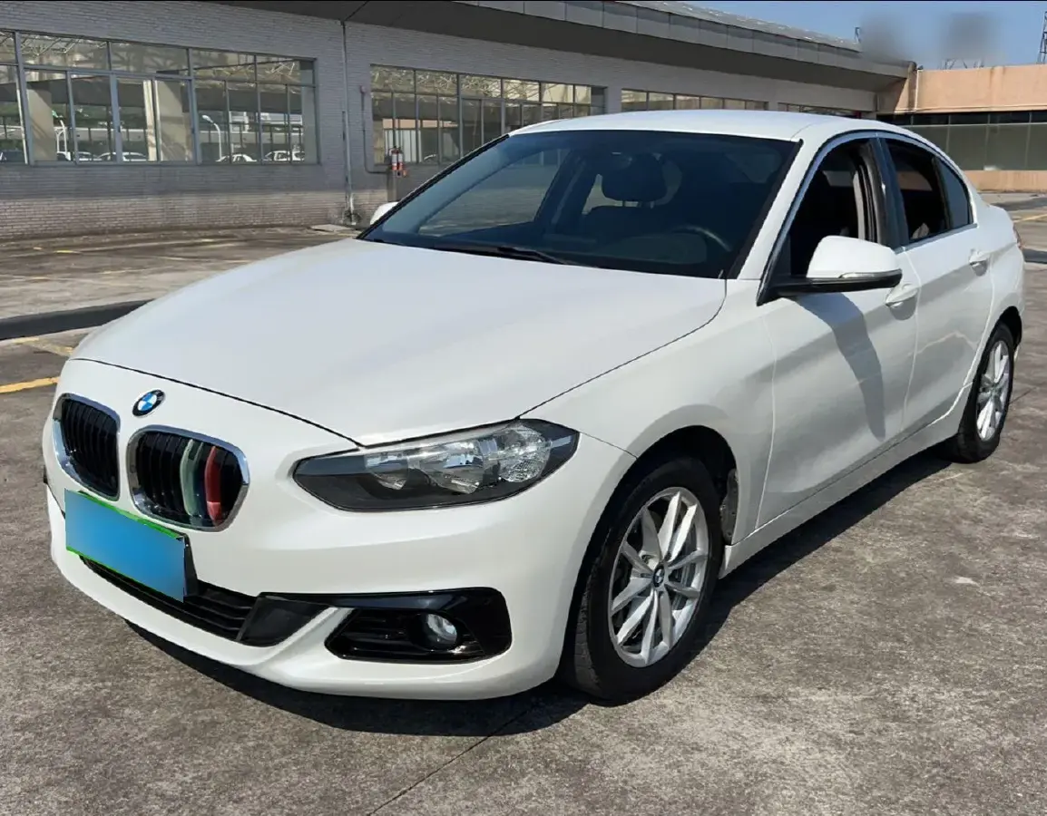 2017 BMW 1 Series 1.5T 136HP L3 6AT