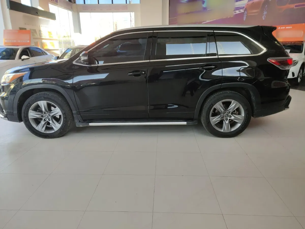 2017 Toyota Highlander 2.0T 220HP L4 6AT,autocango,china used car exporter,china ev exporter,chinese used car exporter,chinese used ev exporter