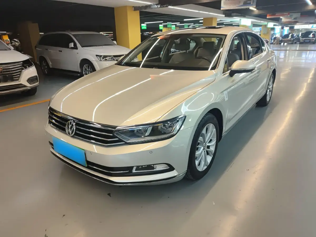 2017 Volkswagen Magotan 1.8T 180HP L4 7DCT