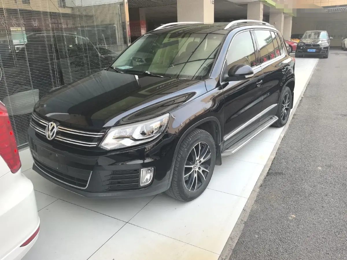 2015 Volkswagen Tiguan 1.8T 160HP L4 6AT