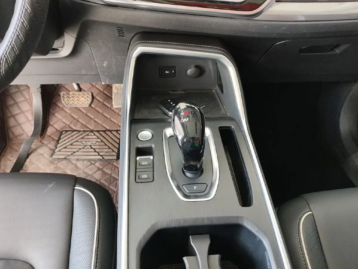 2021 Haval H6 1.5T 150HP L4 7DCT,autocango,china used car exporter,china ev exporter,chinese used car exporter,chinese used ev exporter