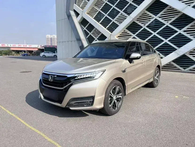 2017 Honda UR-V 2.0T 272HP L4 9AT