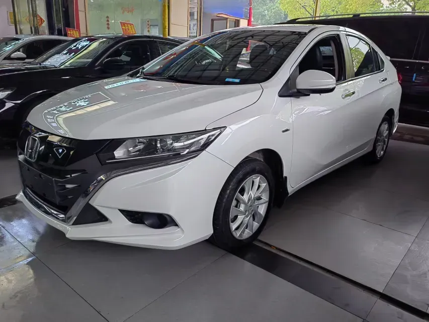 2017 Honda Gienia 1.5L 131HP L4 CVT,autocango,china used car exporter,china ev exporter,chinese used car exporter,chinese used ev exporter