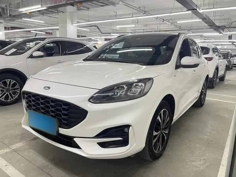 2020 Ford Escape 2.0T 248HP L4 8AT