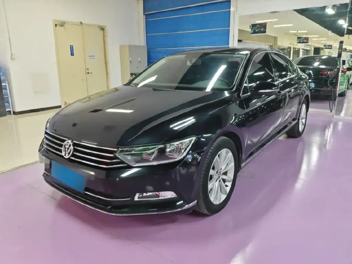 2017 Volkswagen Magotan 1.8T 180HP L4 7DCT