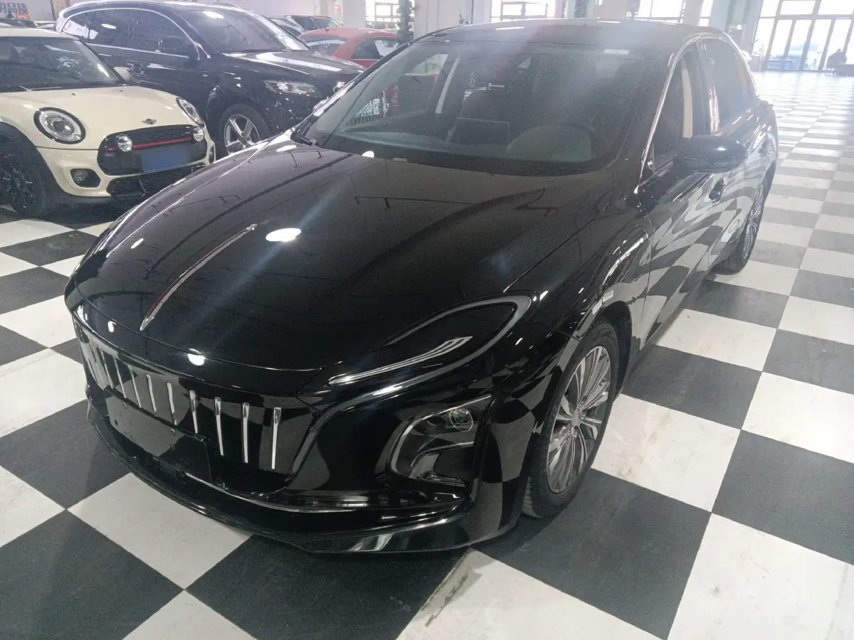 2022 HongQi E-QM5 BEV 54KWH