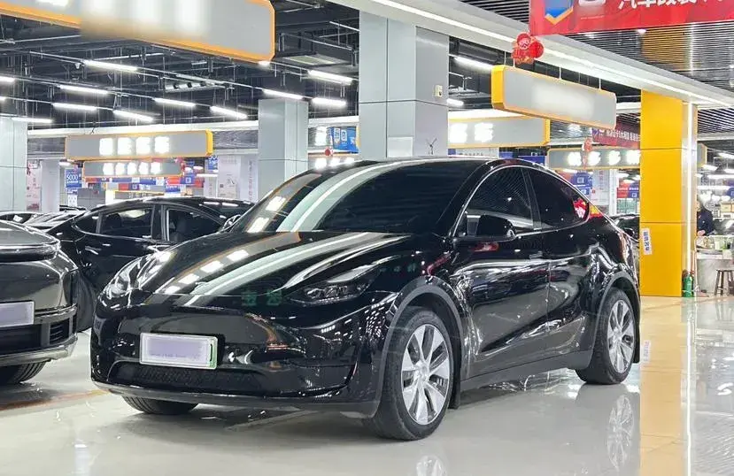 2022 Tesla Model Y BEV 60KWH