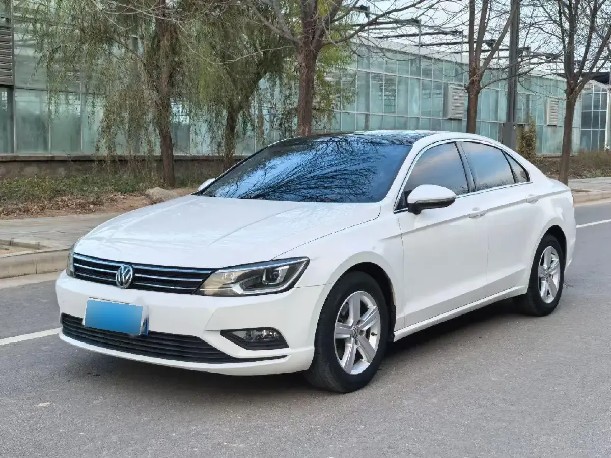 2017 Volkswagen Lamando 1.4T 131HP L4 7DCT