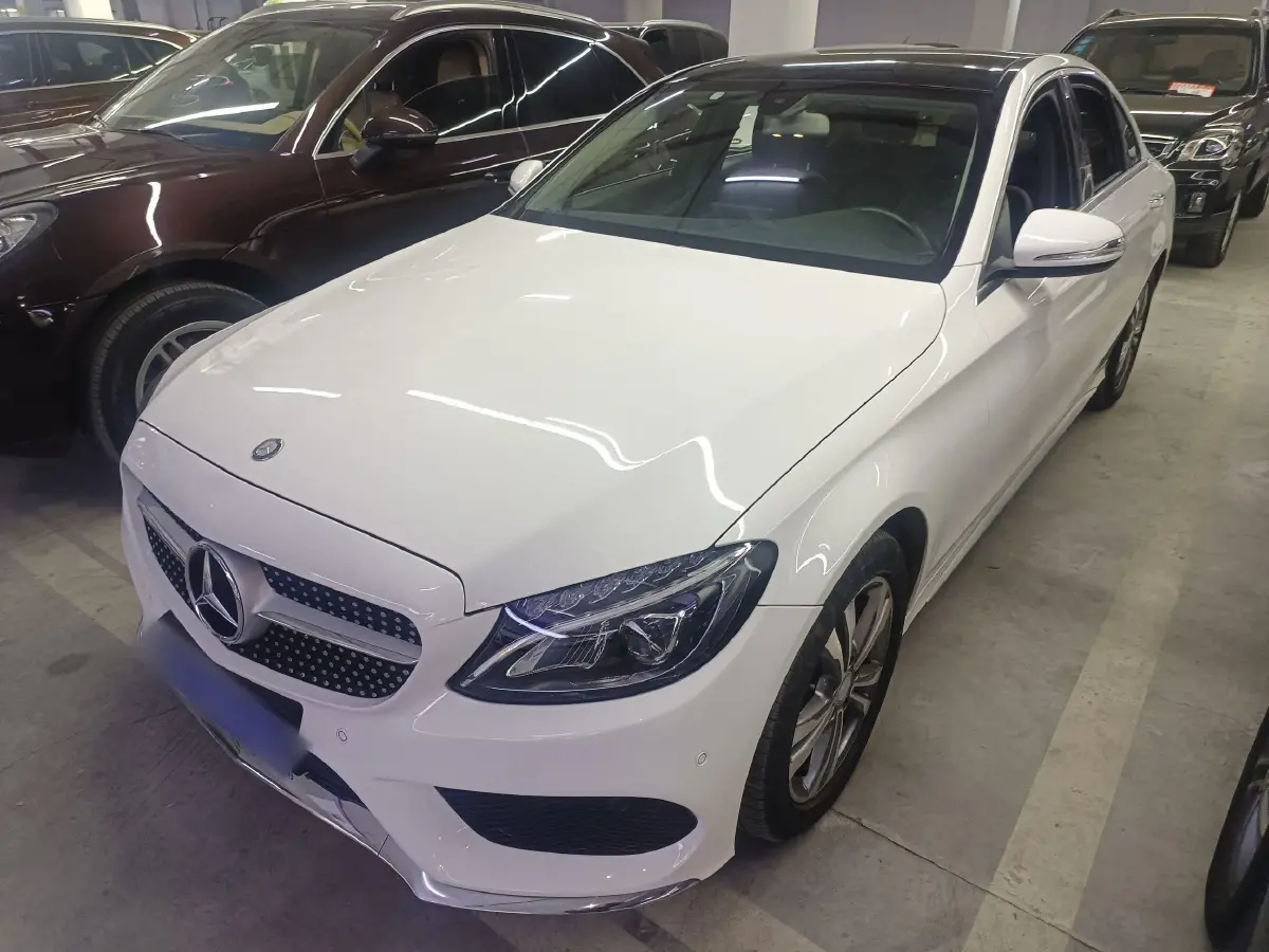 2017 Mercedes-Benz C Class 2.0T 184HP L4 7AT