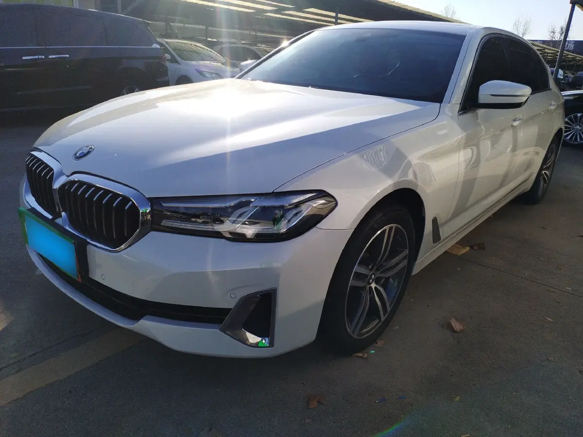 2021 BMW 5 Series 2.0T 252HP L4 8AT