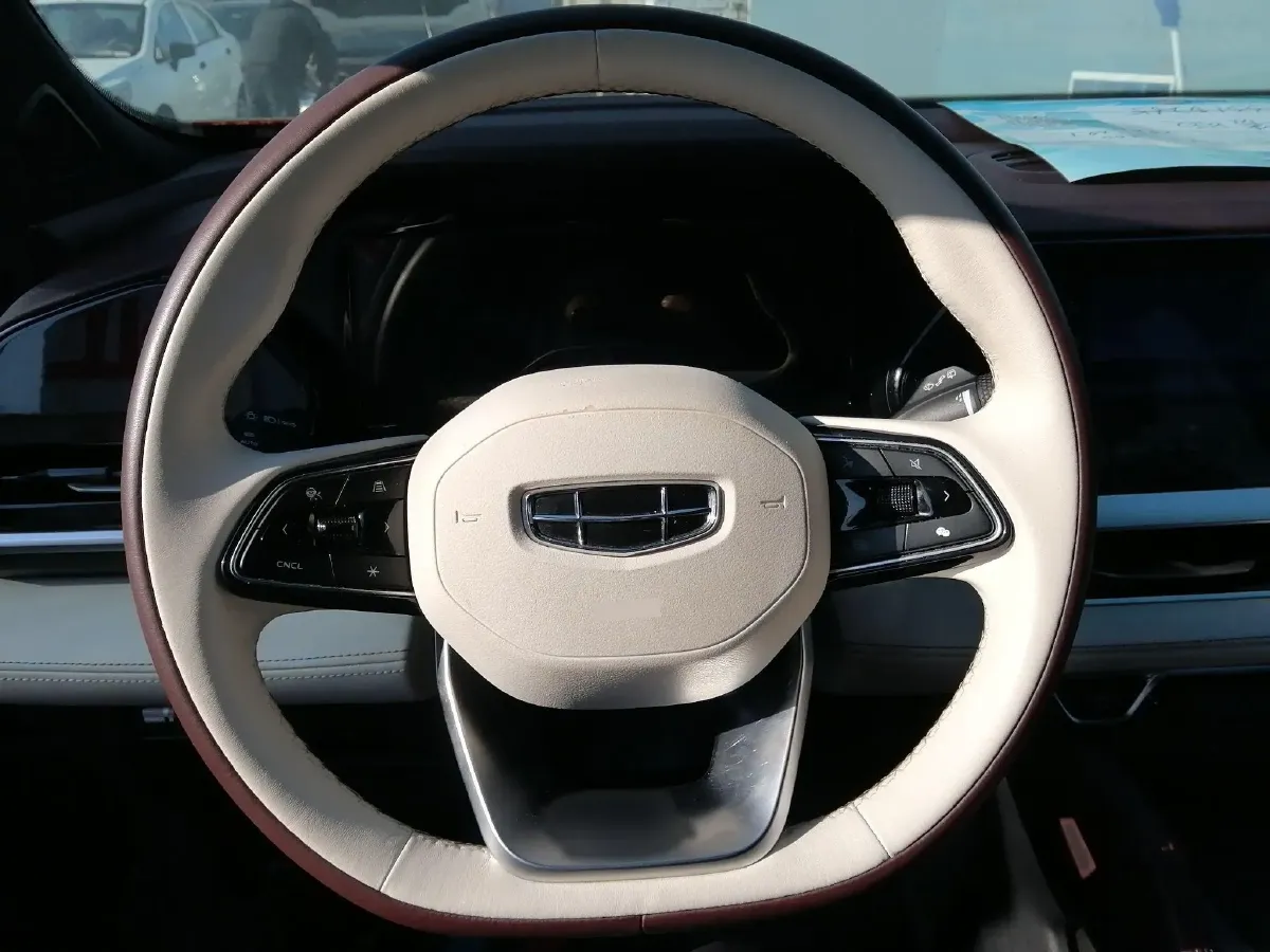 2021 Geely Monjaro 2.0T 218HP L4 7DCT,autocango,china used car exporter,china ev exporter,chinese used car exporter,chinese used ev exporter