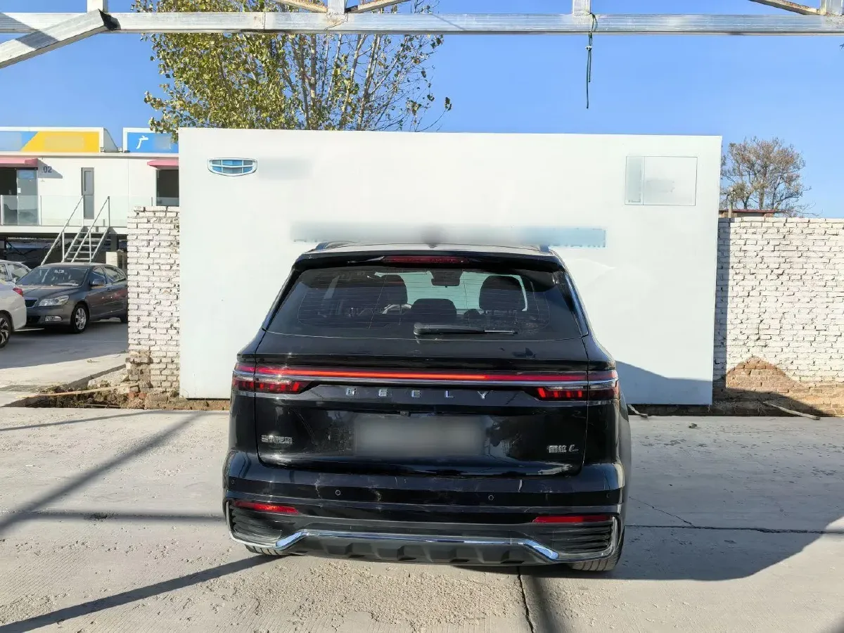 2021 Geely Monjaro 2.0T 218HP L4 7DCT,autocango,china used car exporter,china ev exporter,chinese used car exporter,chinese used ev exporter