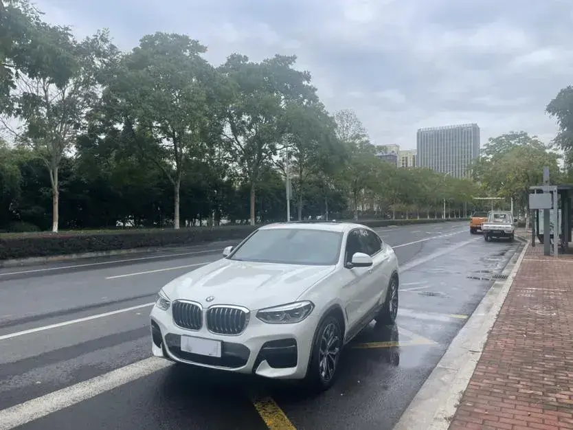 2019 BMW X4 2.0T 184HP L4 8AT