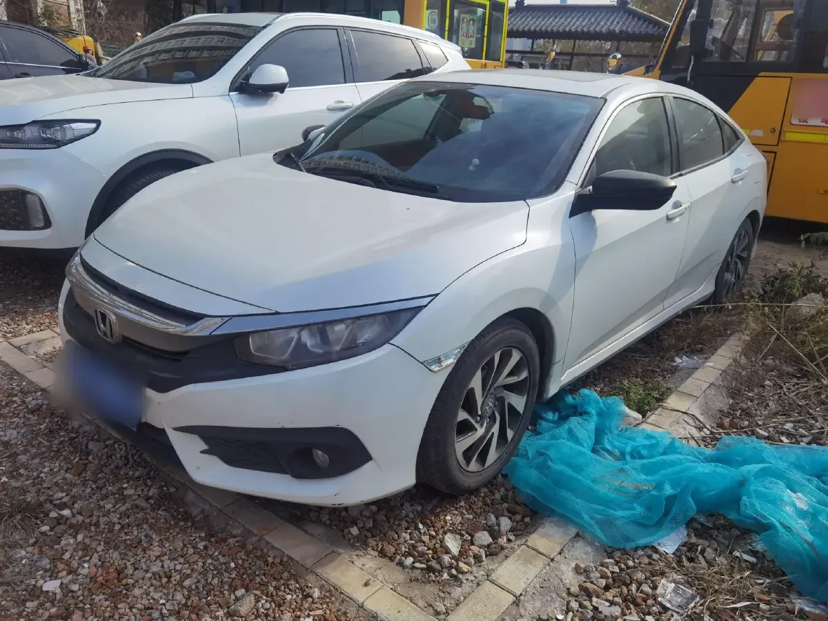 2016 Honda Civic 1.5T 177HP L4 CVT