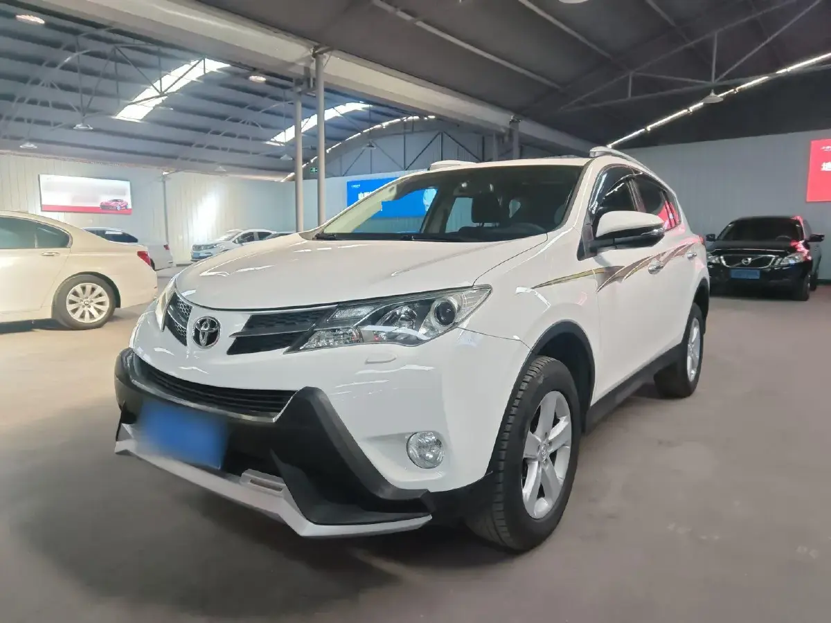 2013 Toyota RAV4 2.5L 180HP L4 6AT