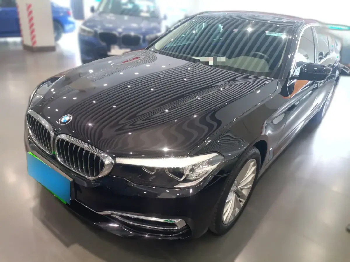 2019 BMW 5 Series 2.0T 184HP L4 8AT