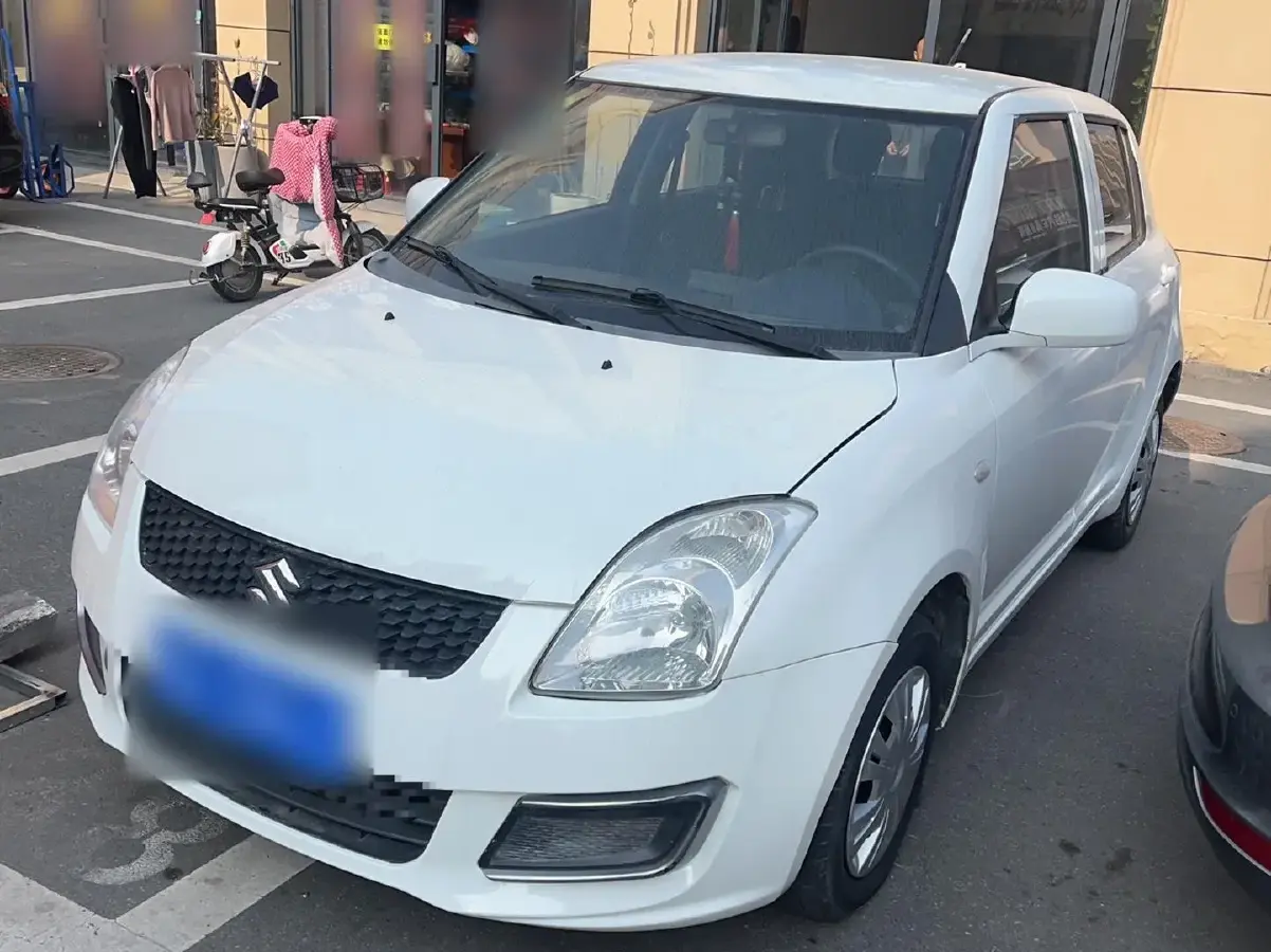 2014 Suzuki Swift 1.3L 91HP L4 5MT