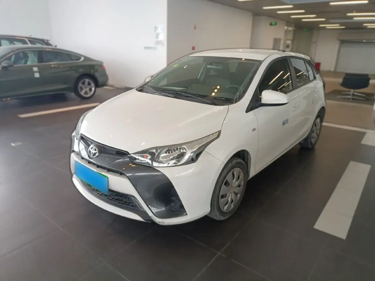 2019 Toyota Yaris L 1.5L 110HP L4 CVT