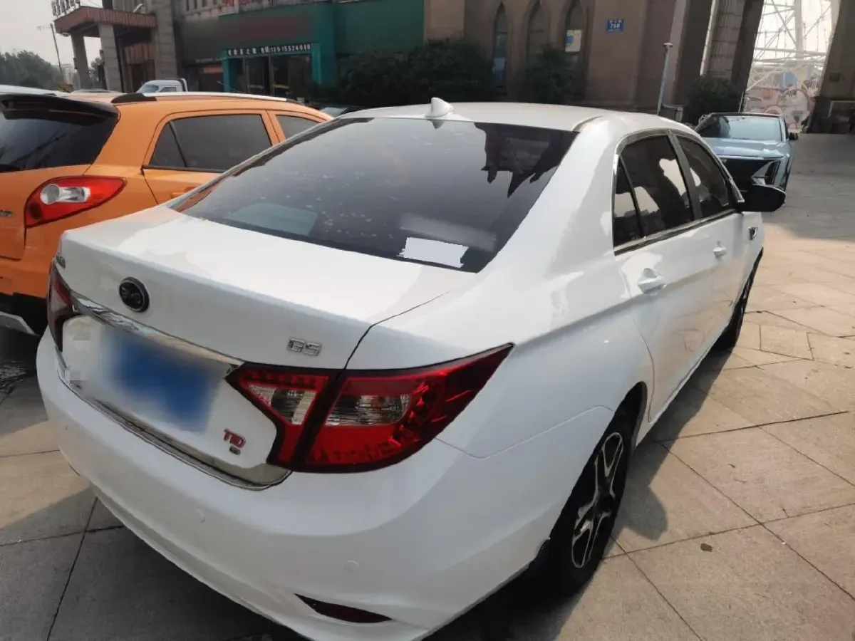 2014 BYD G5 1.5T 154HP L4 6DCT,autocango,china used car exporter,china ev exporter,chinese used car exporter,chinese used ev exporter