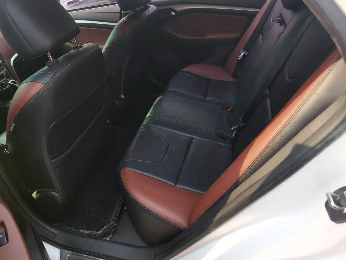 2014 BYD G5 1.5T 154HP L4 6DCT,autocango,china used car exporter,china ev exporter,chinese used car exporter,chinese used ev exporter